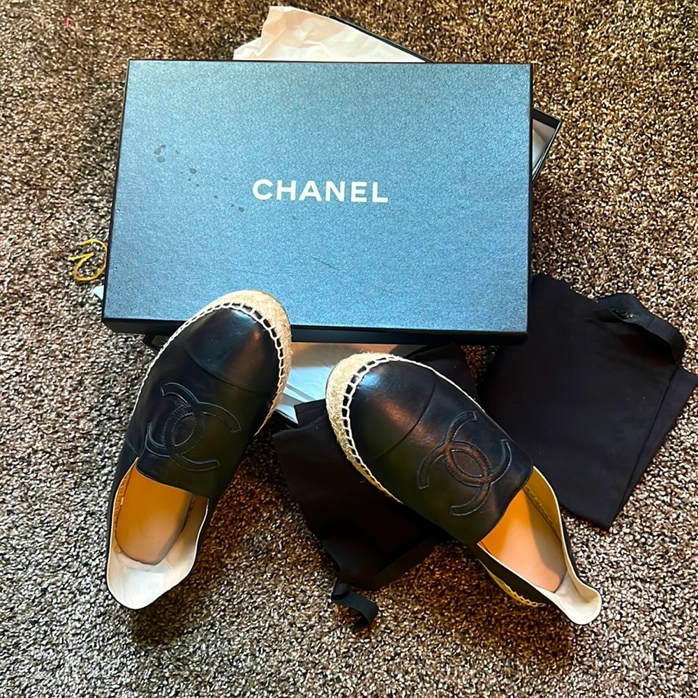 Chanel shoe size 40 worn once , box and dust bag included